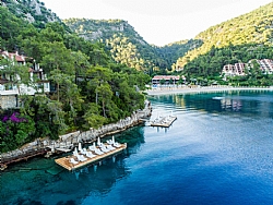 HILLSIDE BEACH CLUB 18 NİSAN'DA KAPILARINI AÇIYOR